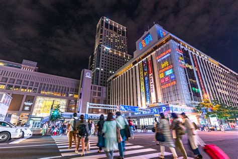 森林公園駅から札幌駅：都市と自然の交差点